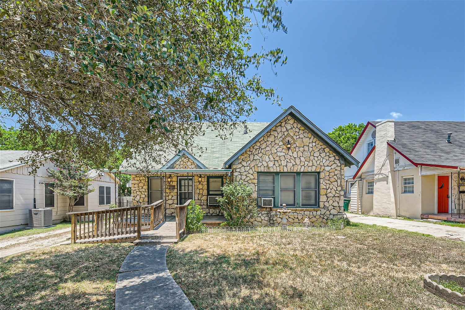 1411 McKinley Ave, San Antonio, TX 78210, USA Single family home for